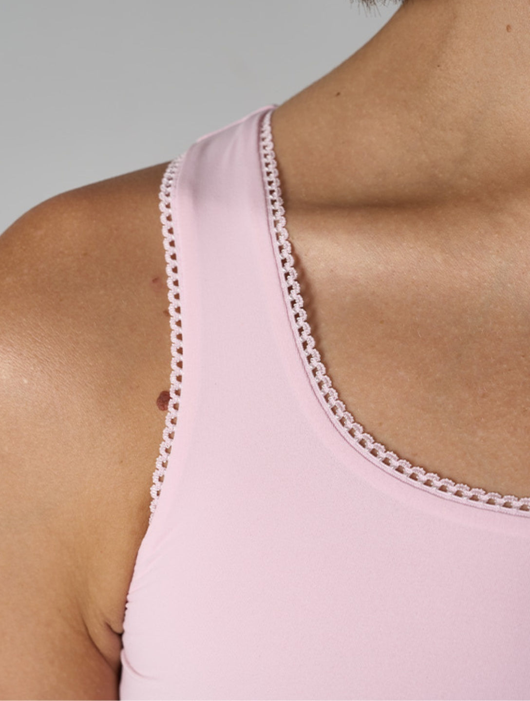 Le Smooth Picot Tank