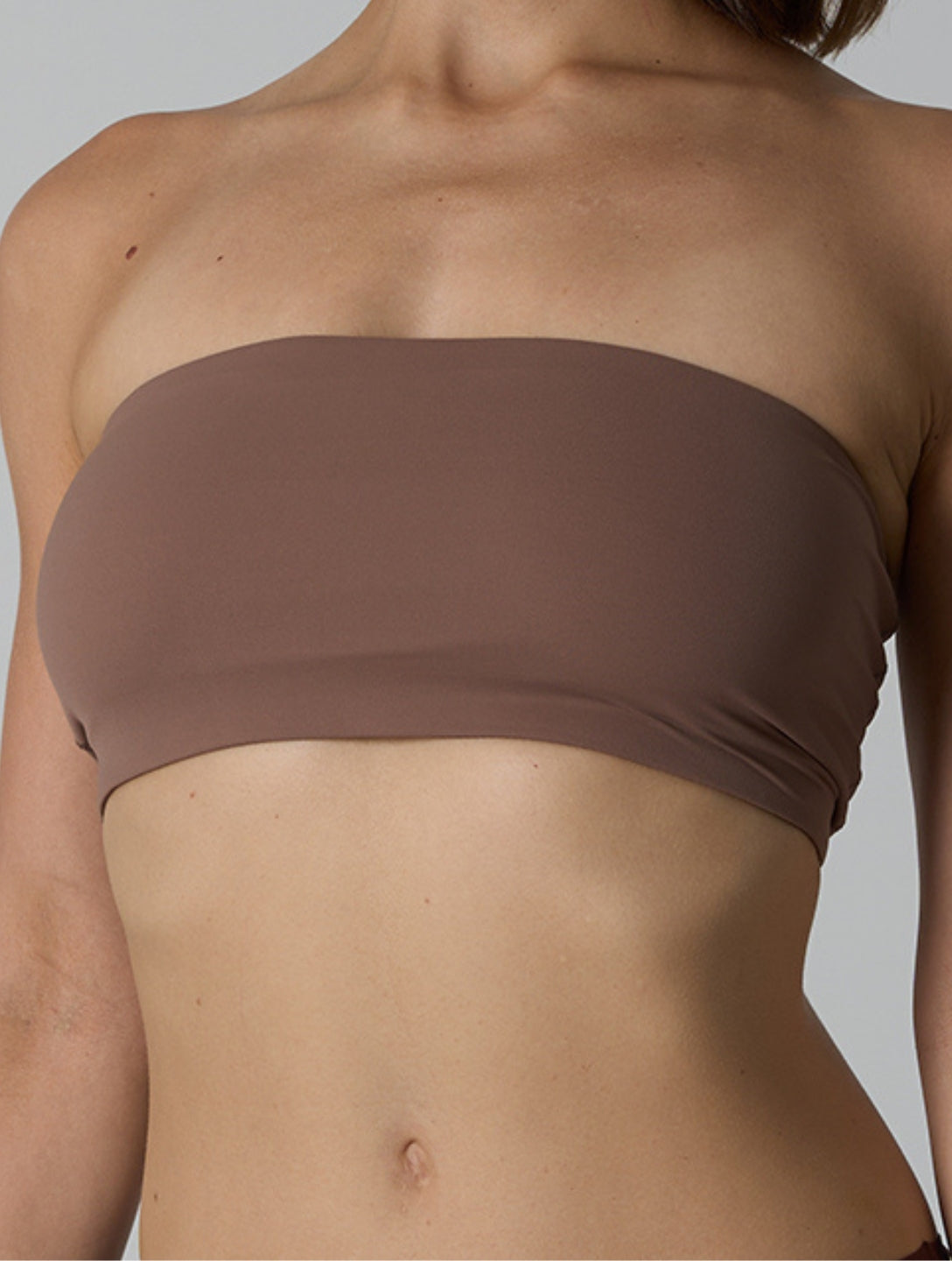 Le soutien-gorge bandeau lisse