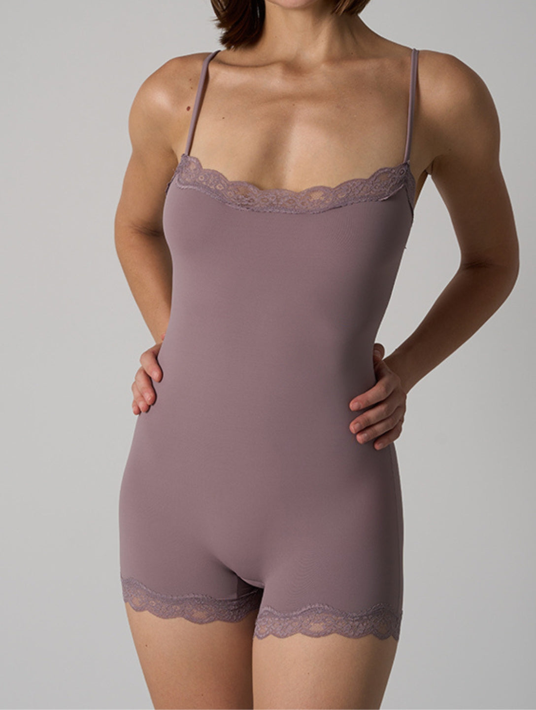 Den glatte blondeheldragt