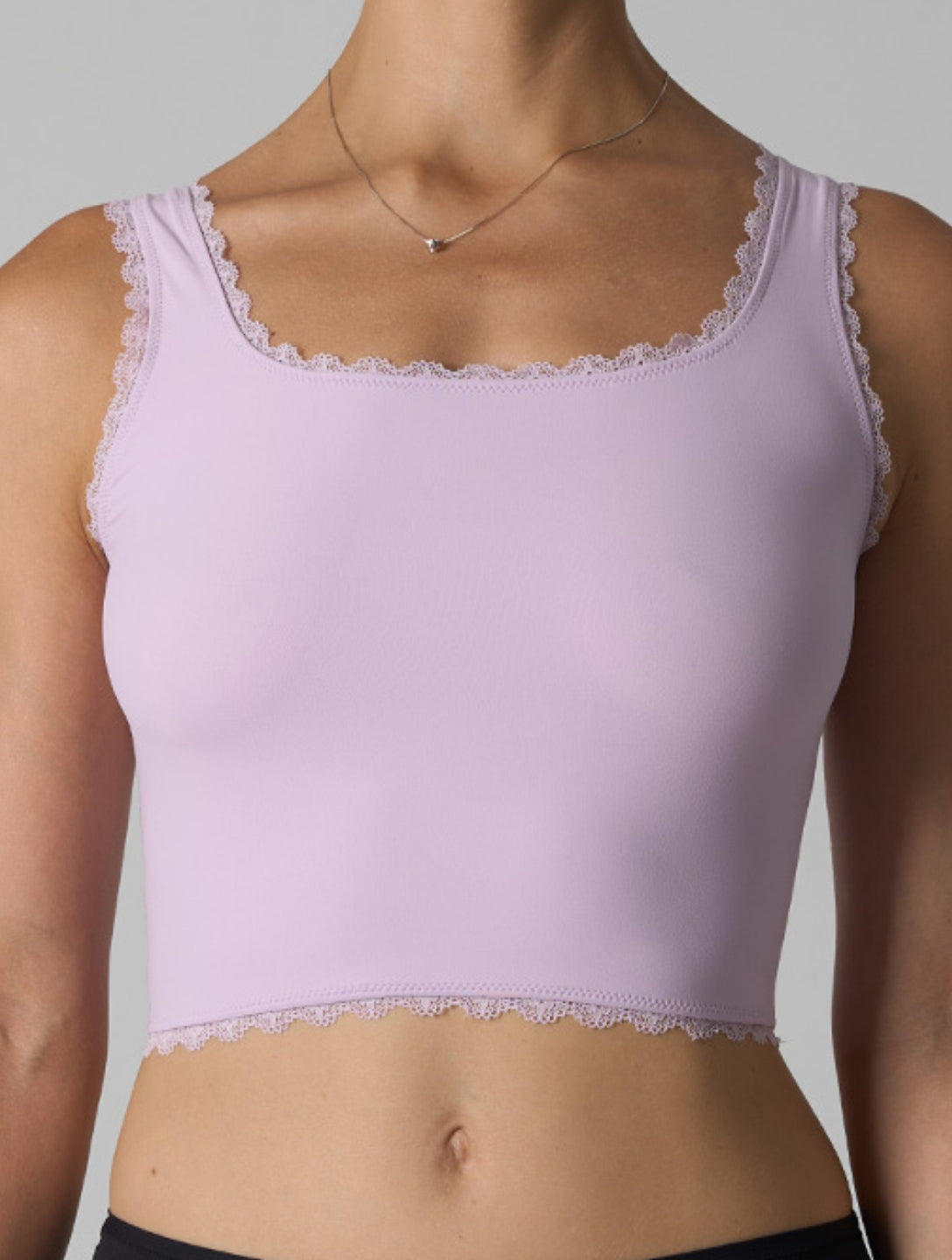 Den glatte blonder tanktop