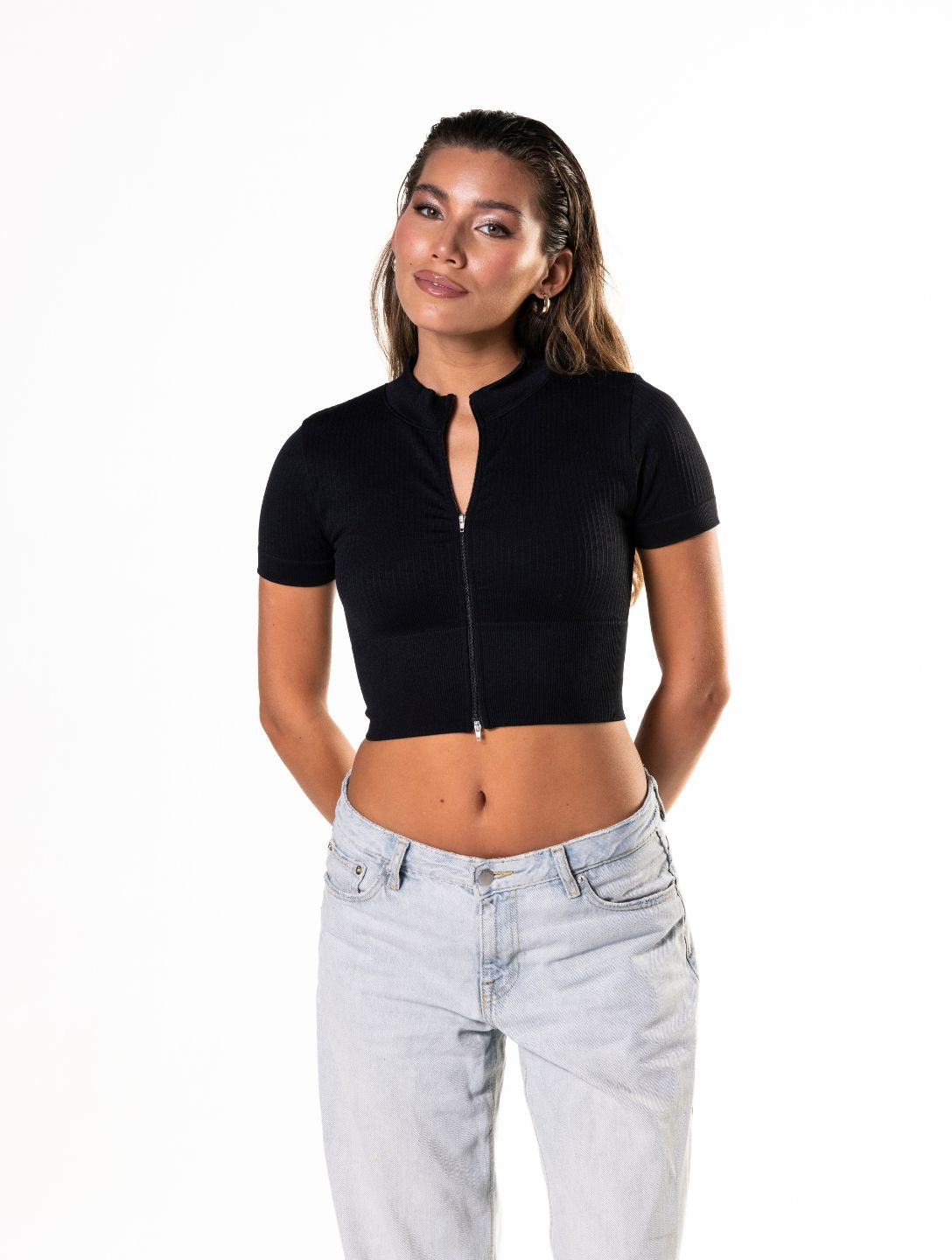 heyshape-seamless-ribbed-zip-front-short-sleeve-crop-top-black-v1.jpg